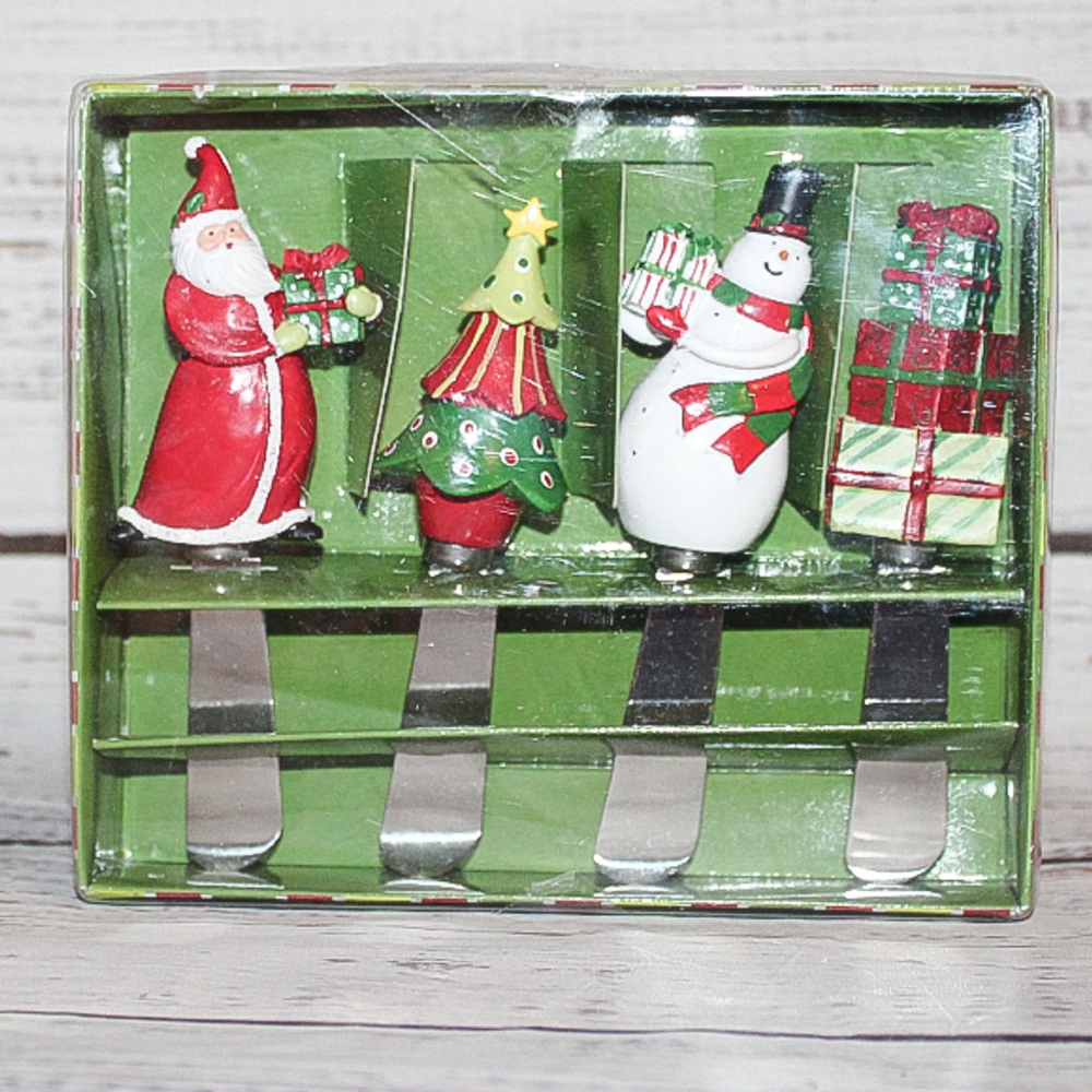 Christmas Presents set of four spreaders Susan winget